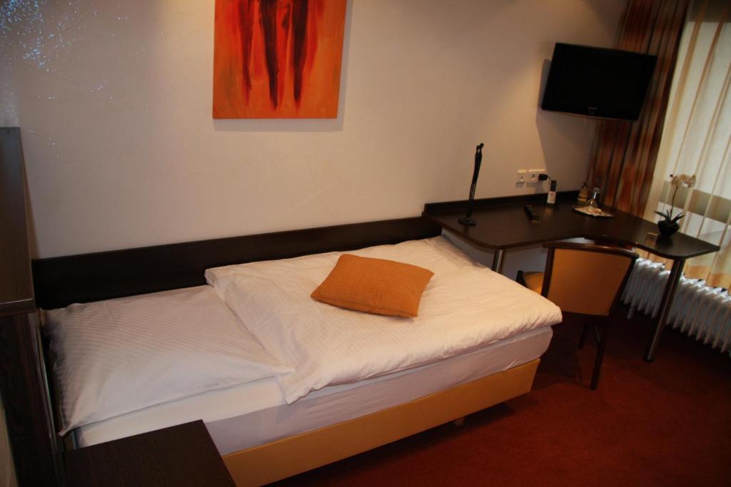 Hotel Altes Rathaus Ostfildern Room photo